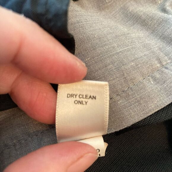 Banana Republic Stretch cotton black textured cropped trousers w/side zippers - Picture 9 of 10